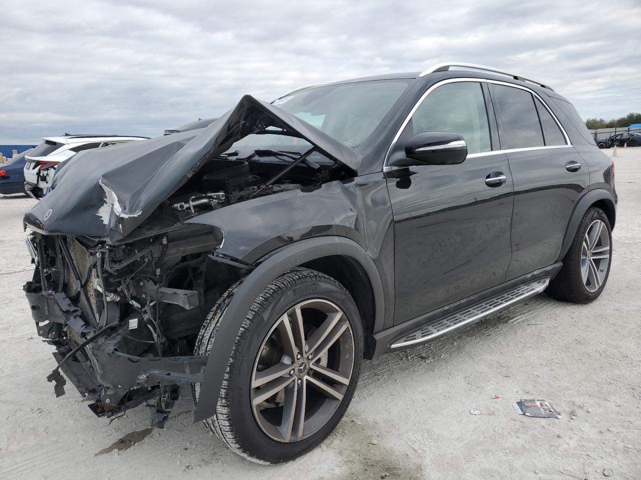 2021 Mercedes-Benz GLE - Image 1