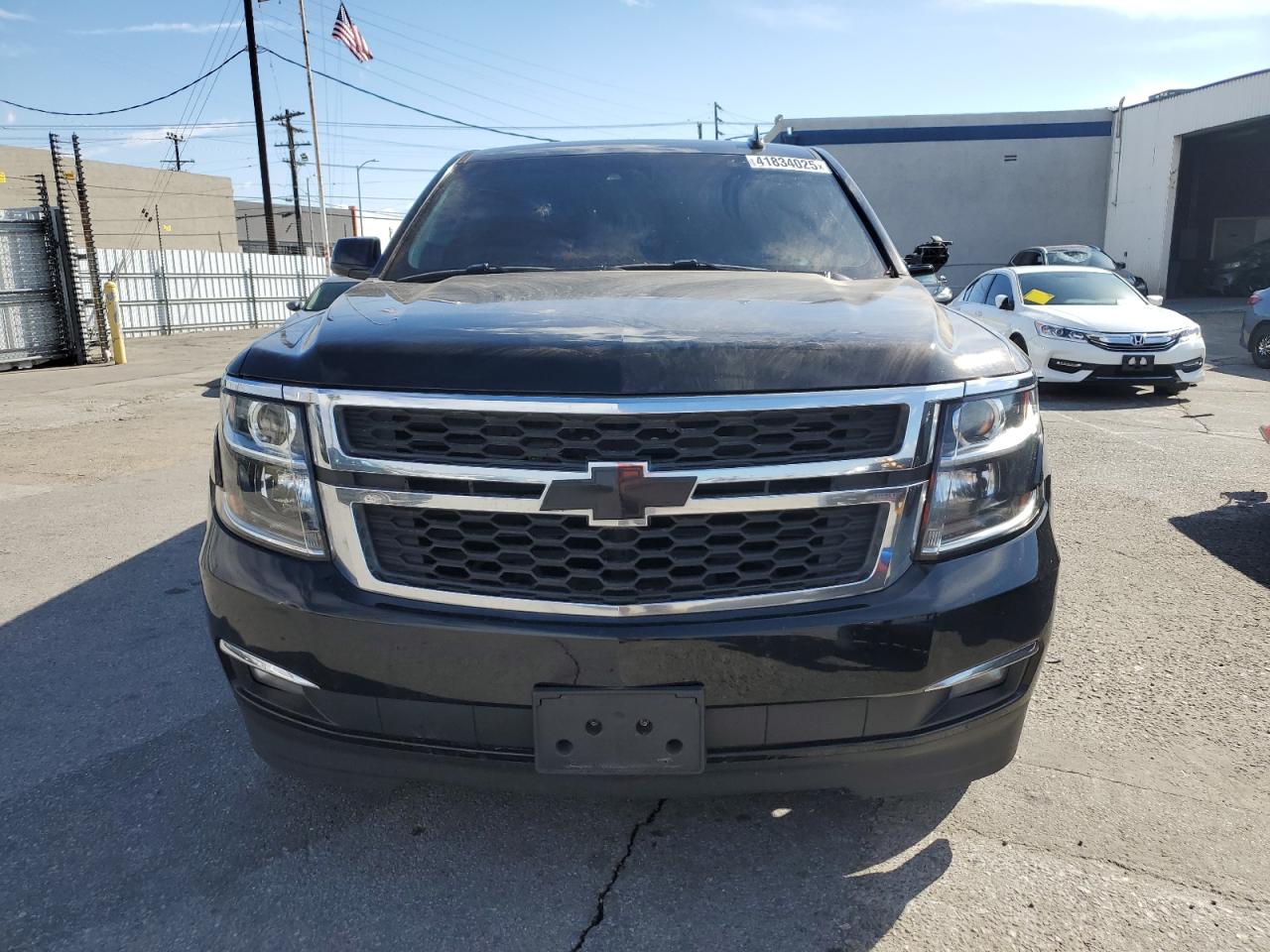 2018 Chevrolet Suburban - Image 5