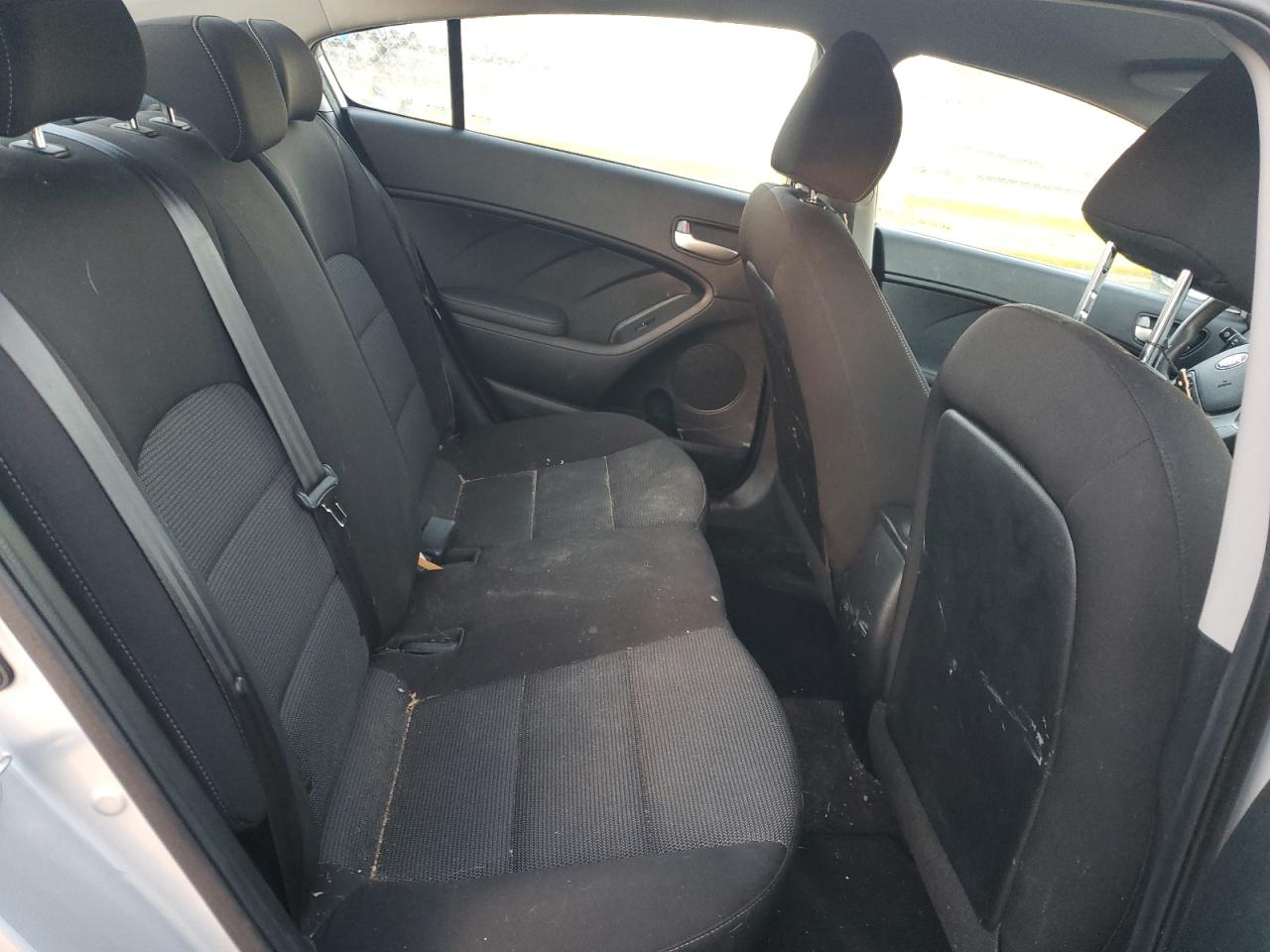 2018 Kia Forte - Image 10