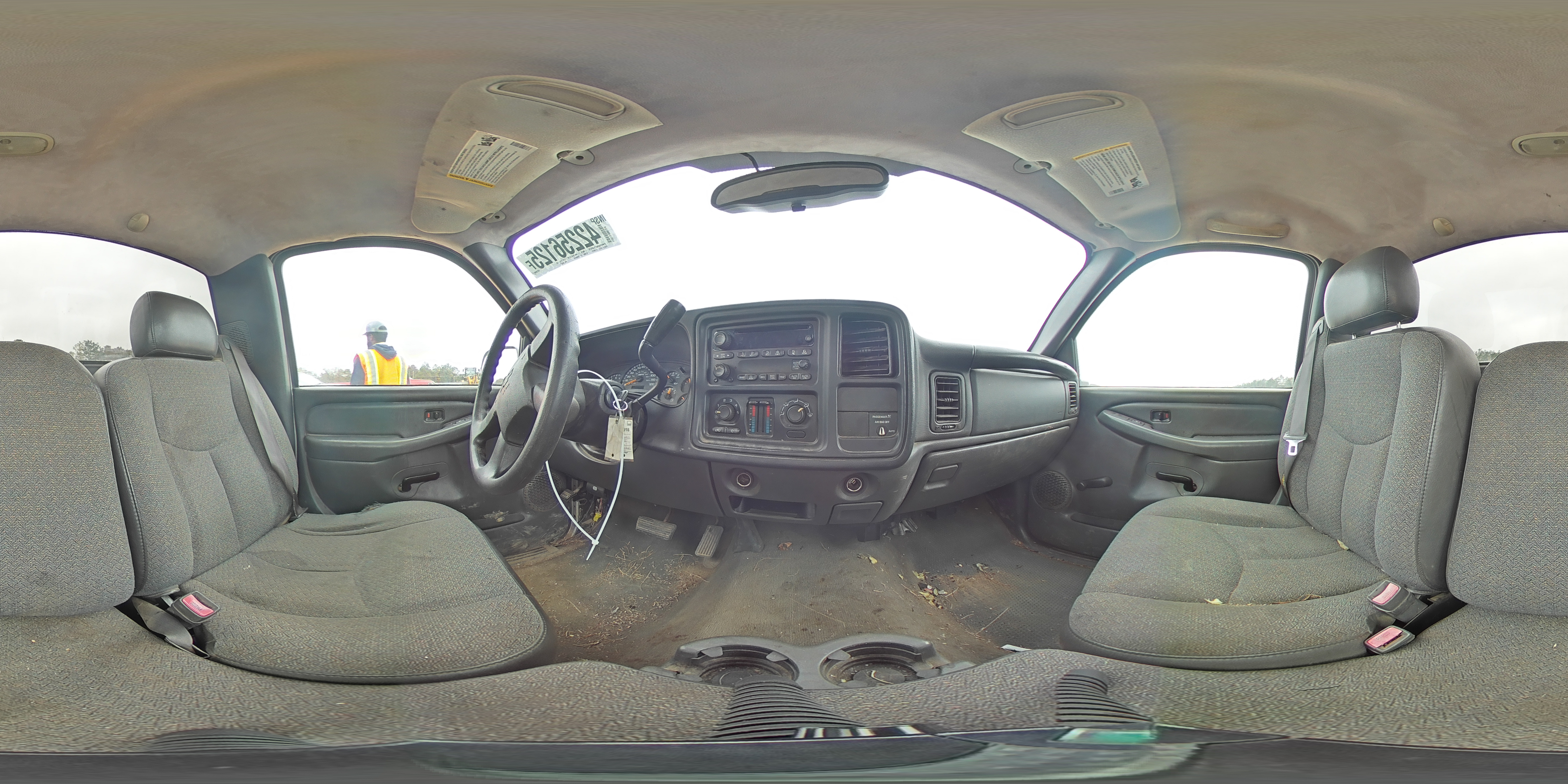2004 Chevrolet Silverado - Image 13