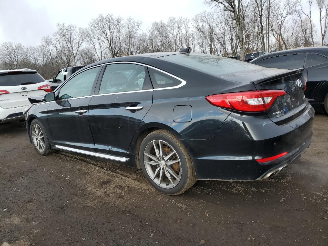 2015 Hyundai Sonata - Image 2