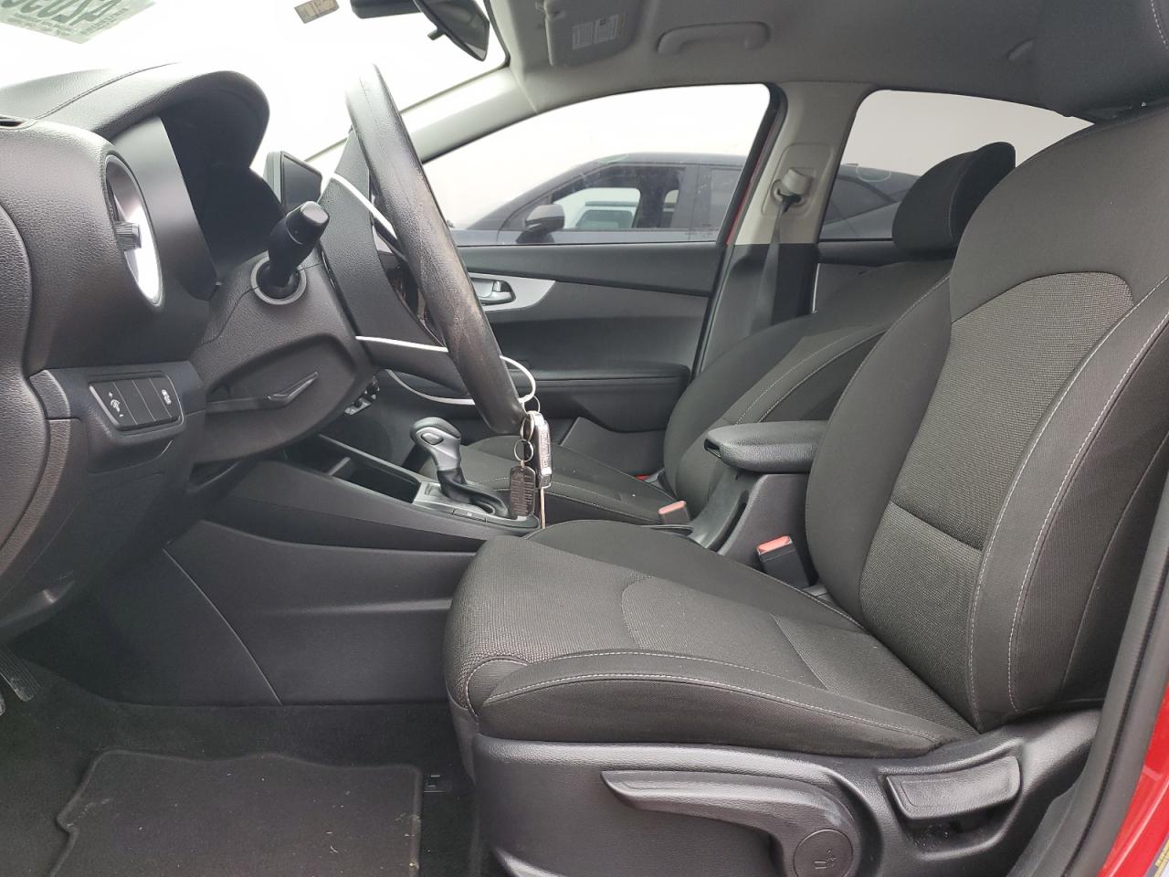 2022 Kia Forte - Image 7