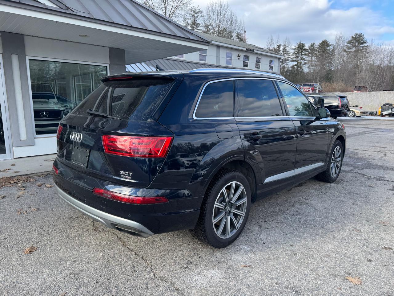 VIN WA1LAAF70HD044633 2017 AUDI Q7 no.4