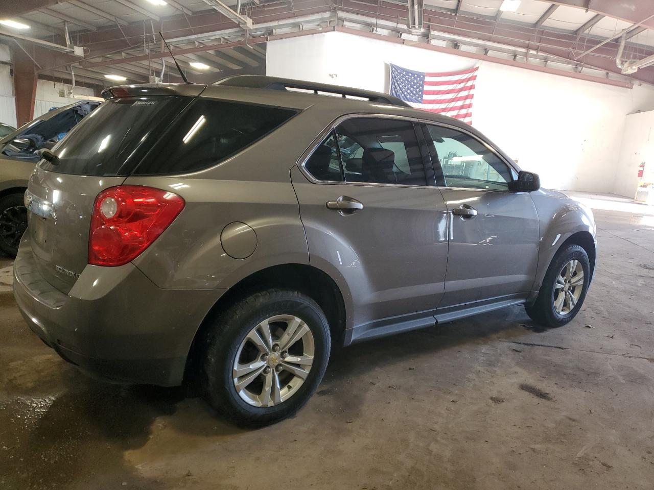 2010 Chevrolet Equinox - Image 3