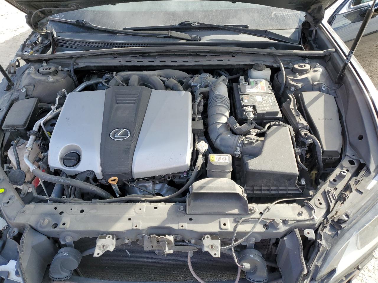 2020 Lexus ES - Image 11