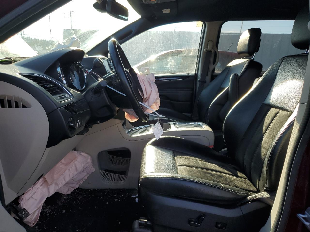 2019 Dodge Caravan - Image 7