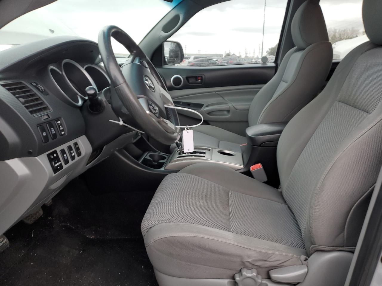 2014 Toyota Tacoma - Image 7