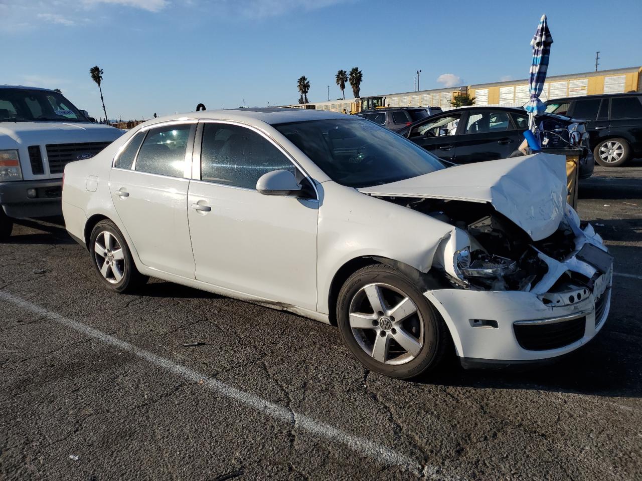2009 Volkswagen Jetta - Image 4