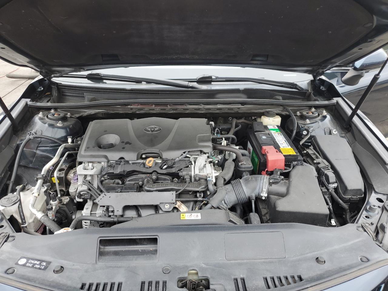 2018 Toyota Camry - Image 11