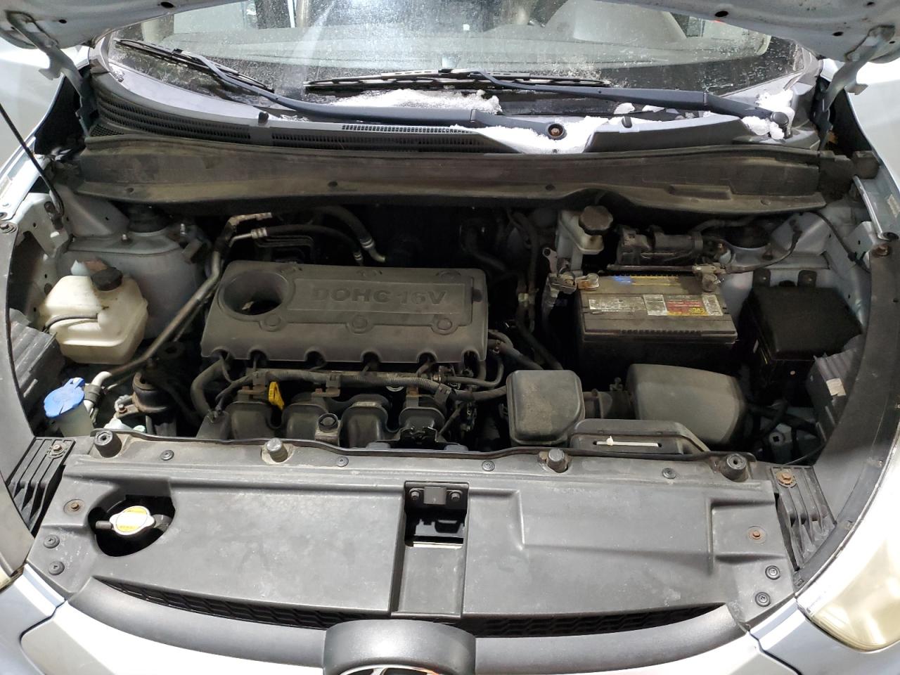 2010 Hyundai Tucson - Image 13