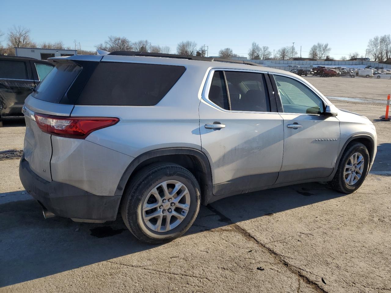2020 Chevrolet Traverse - Image 3