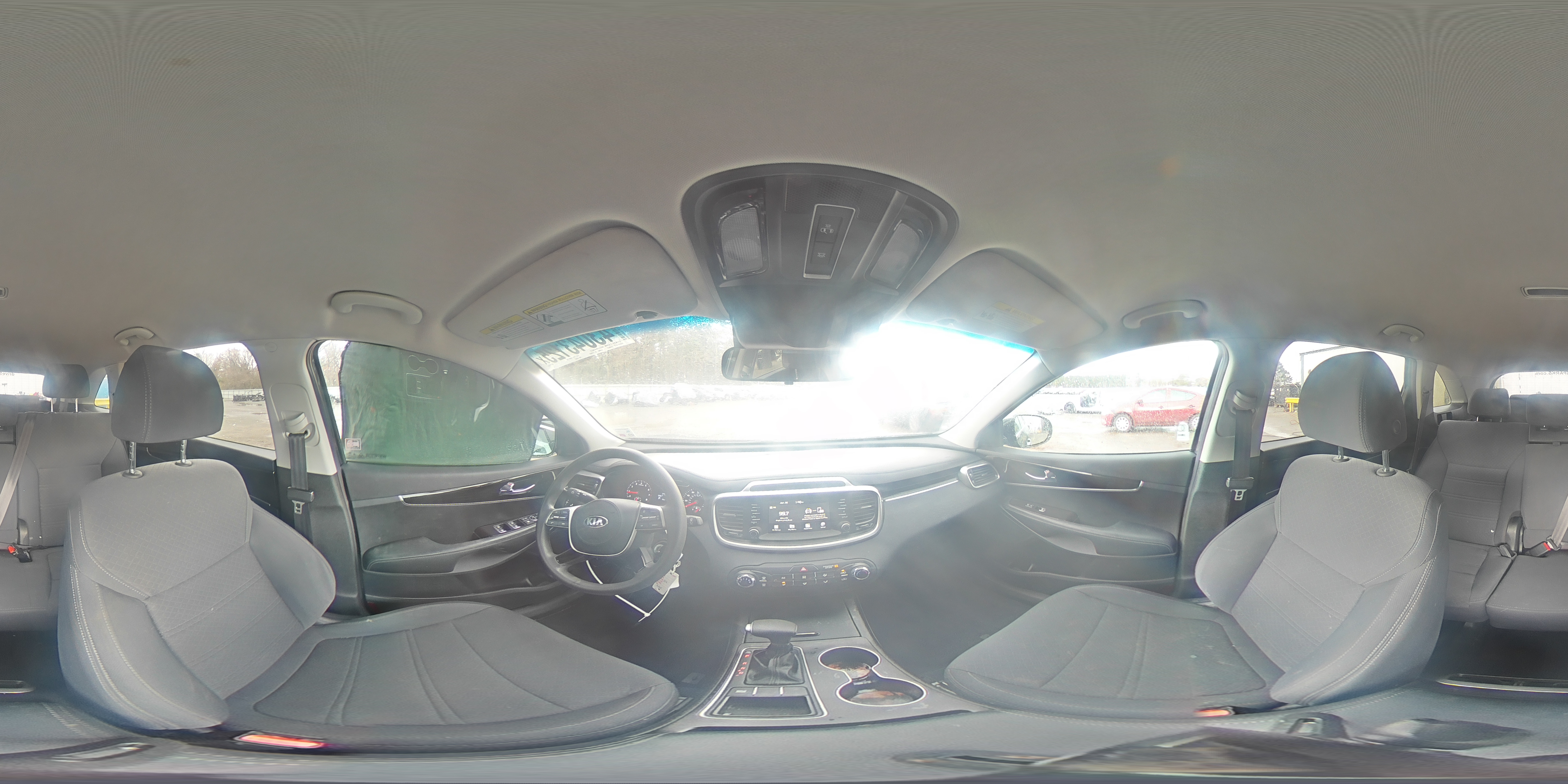 2020 Kia Sorento - Image 16