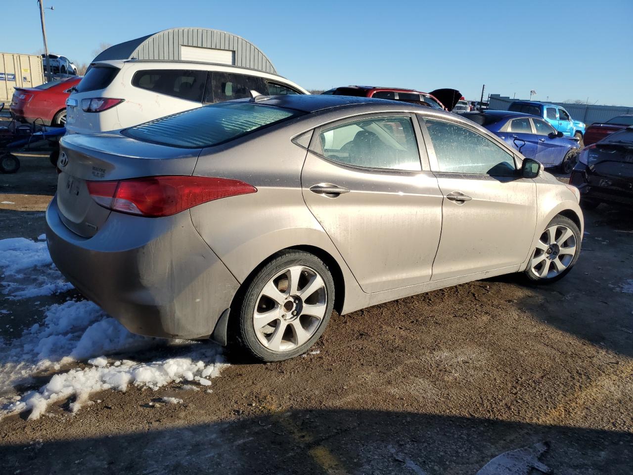 2013 Hyundai Elantra - Image 3