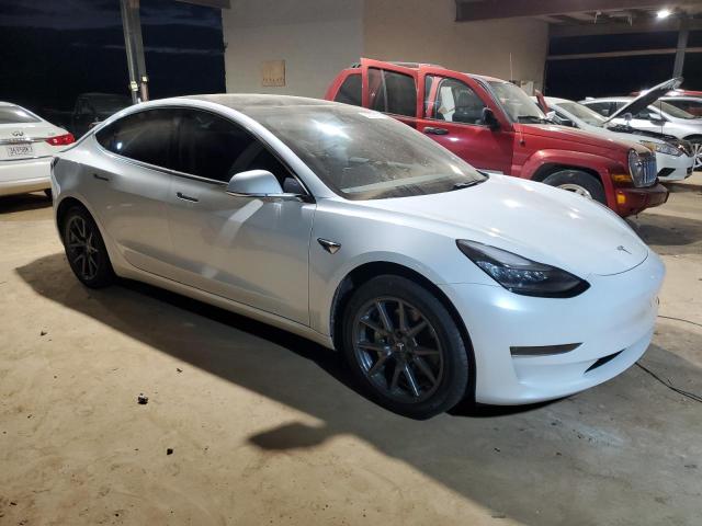  TESLA MODEL 3 2020 Білий