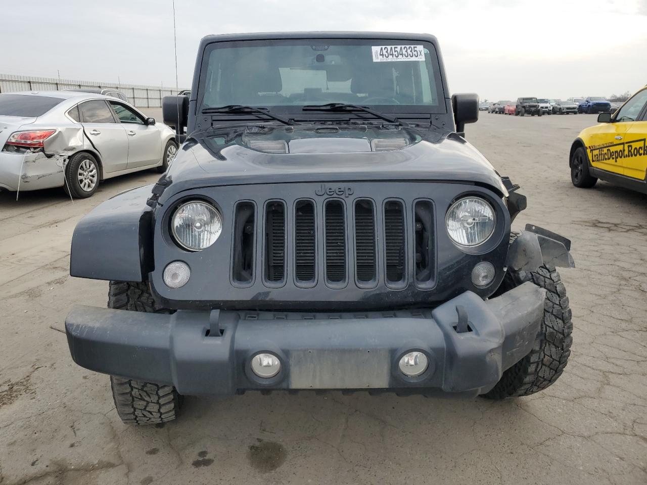 2015 Jeep Wrangler - Image 5
