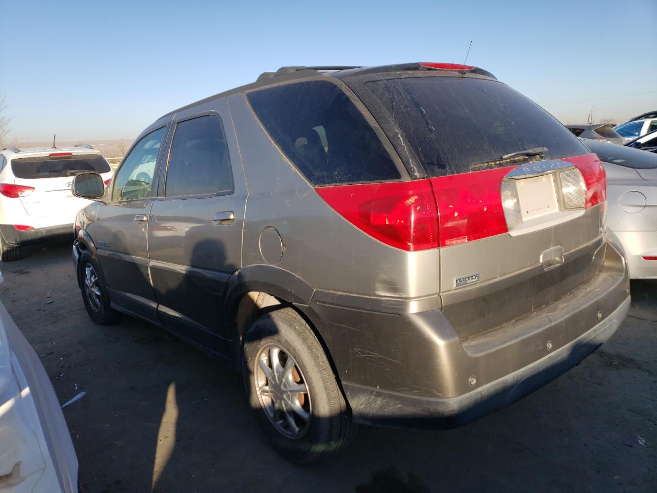 2002 Buick Rendezvous - Image 2