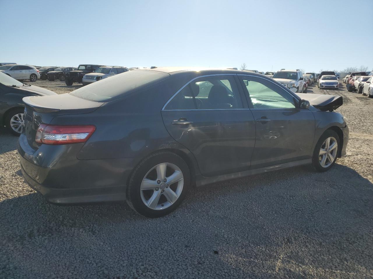2011 Toyota Camry - Image 3