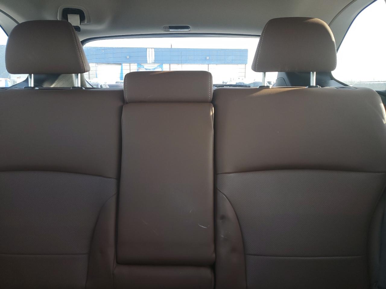 2018 Subaru Outback - Image 10