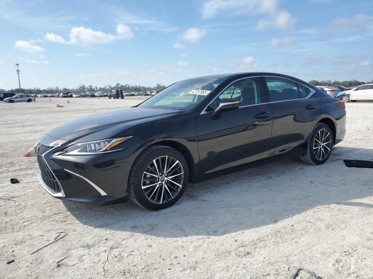 2023 Lexus ES - Image 1