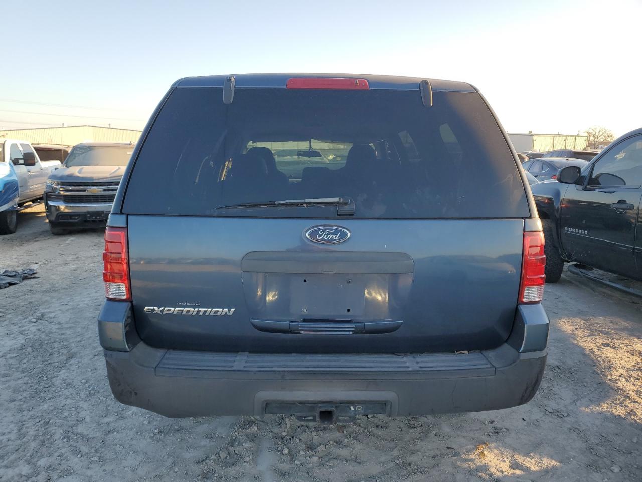 2004 Ford Expedition - Image 6