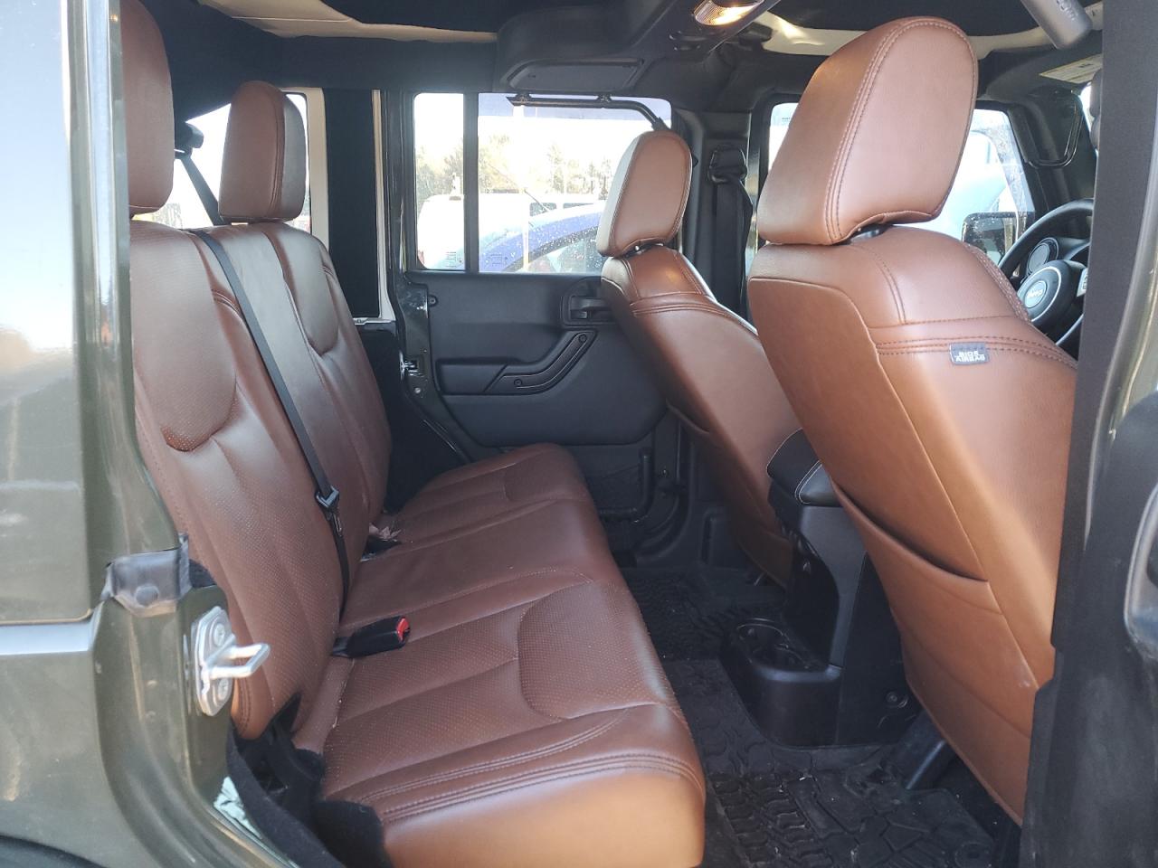 2015 Jeep Wrangler - Image 11