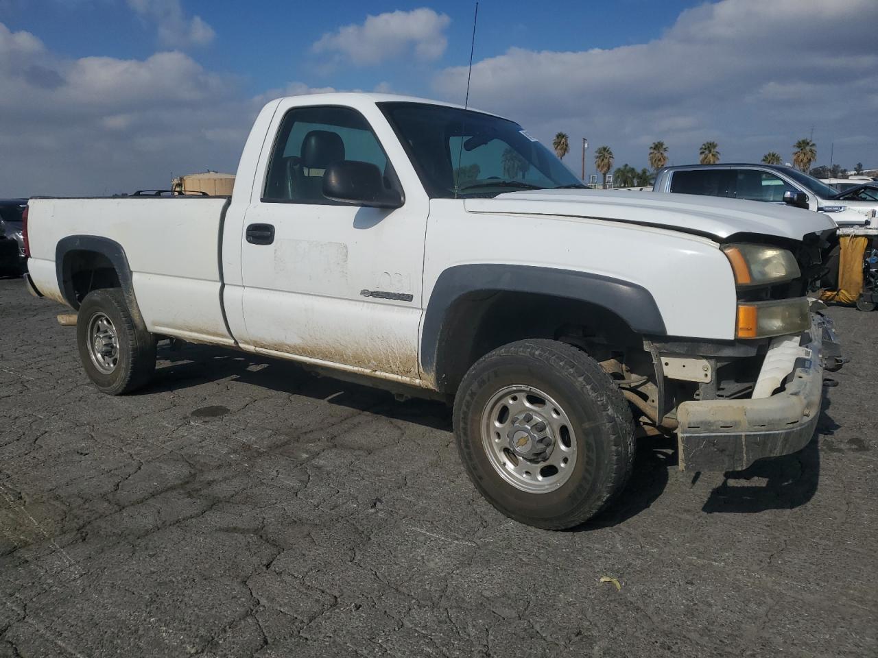 2005 Chevrolet Silverado - Image 4