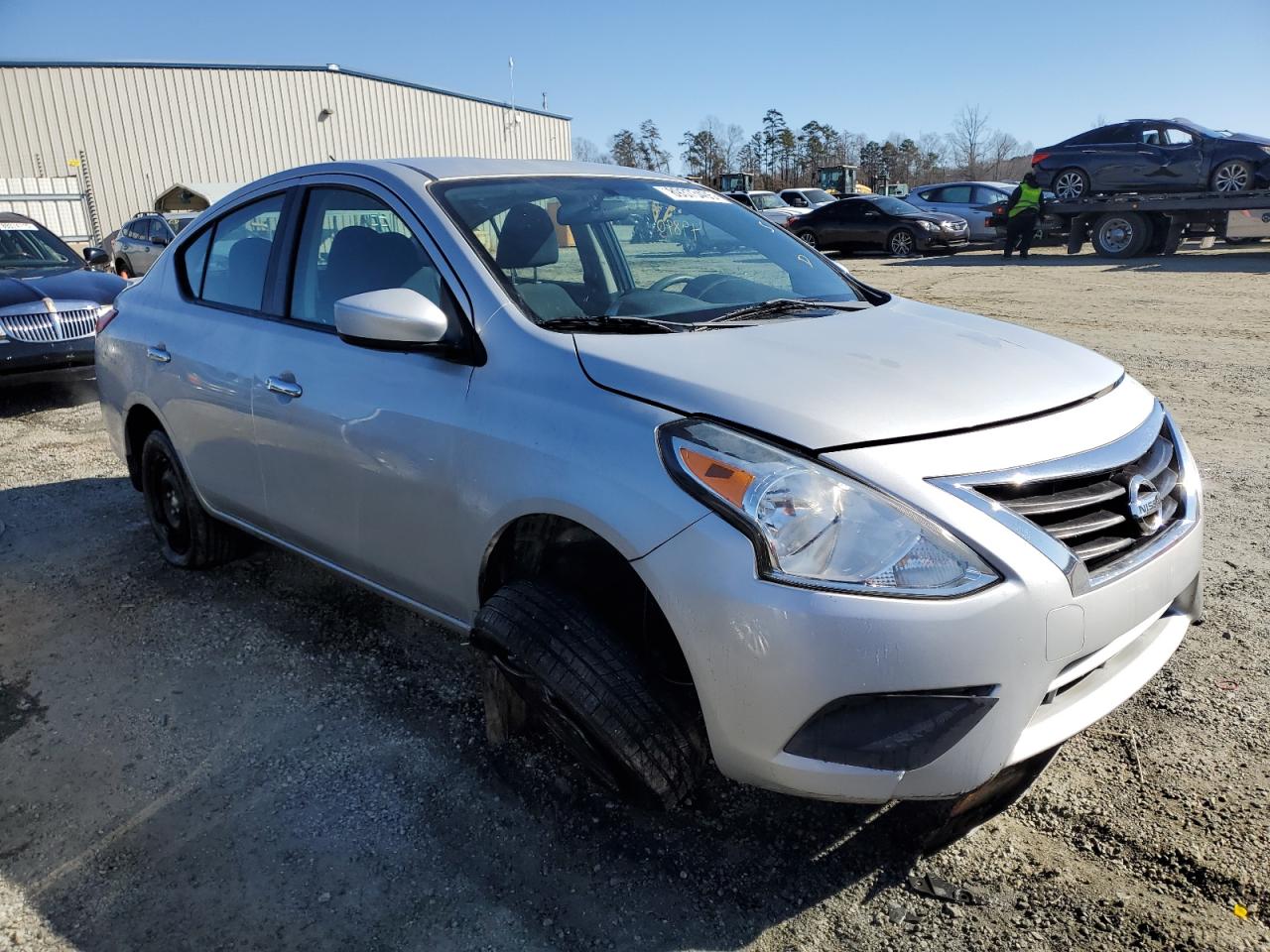 2015 Nissan Versa - Image 4