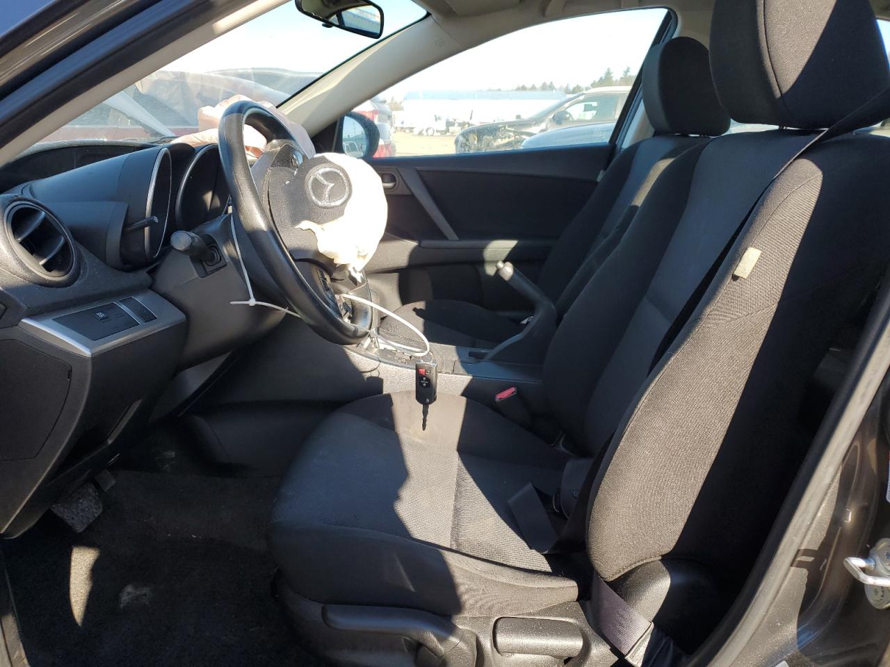 2010 Mazda 3 - Image 7