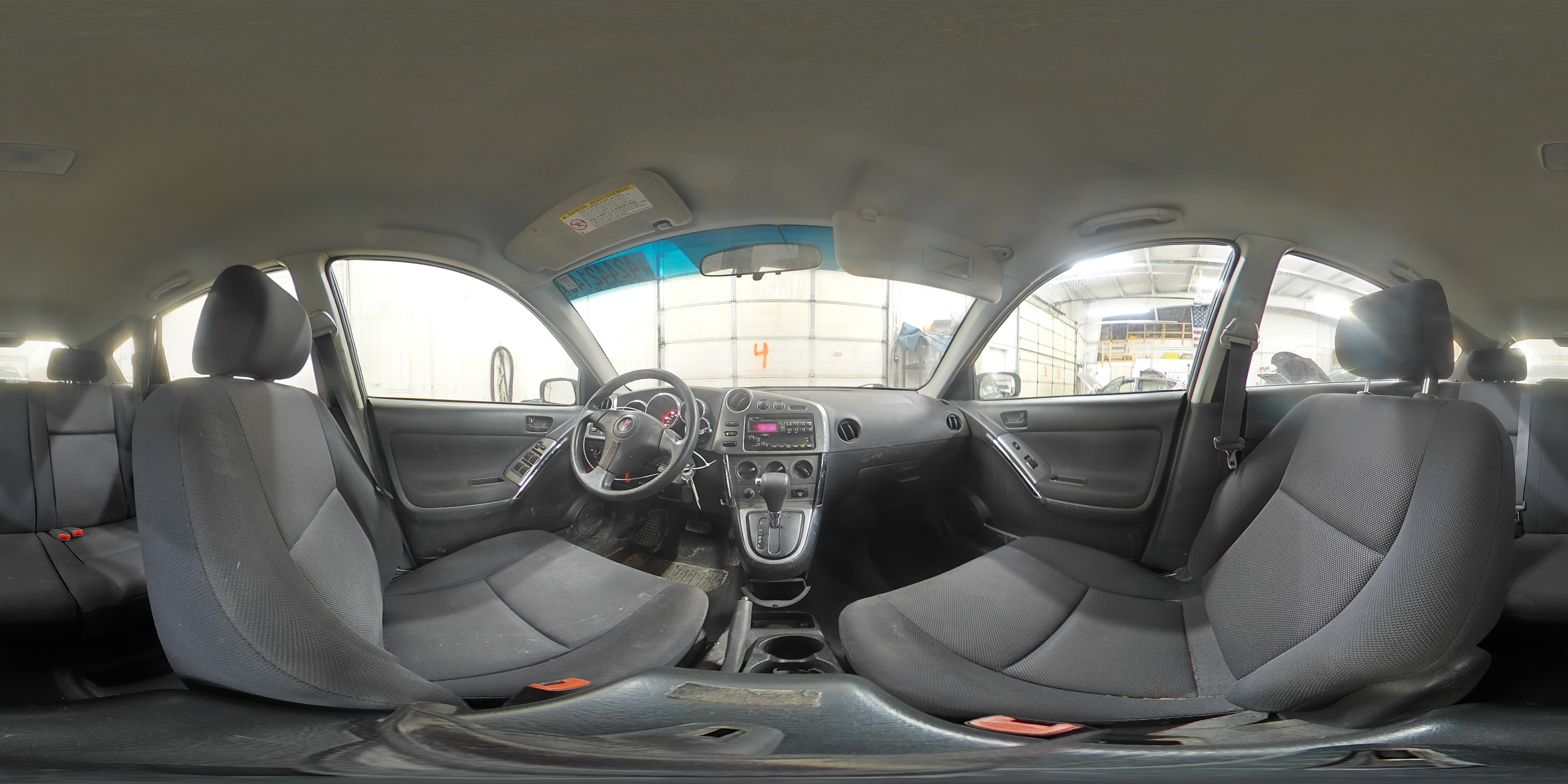 2004 Pontiac Vibe - Image 13