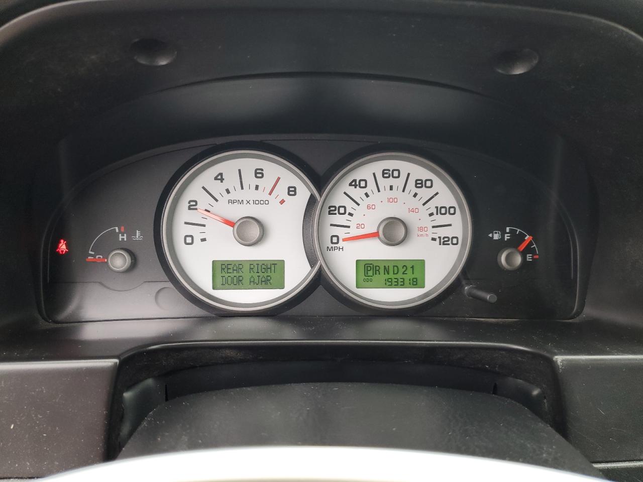 2005 Ford Escape Limited VIN: 1FMCU04115KA15781 Lot: 89275085