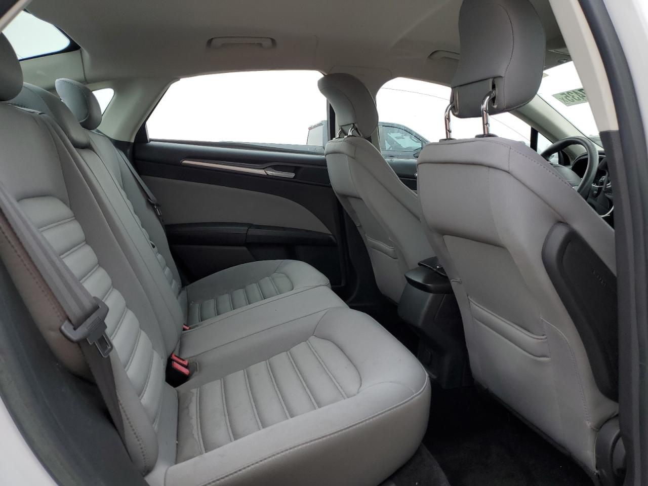 2013 Ford Fusion - Image 10