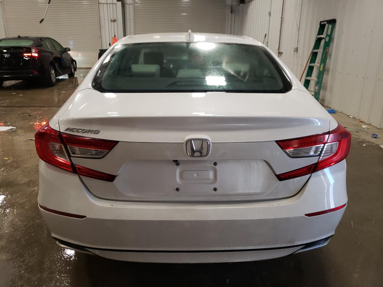 2018 Honda Accord - Image 6