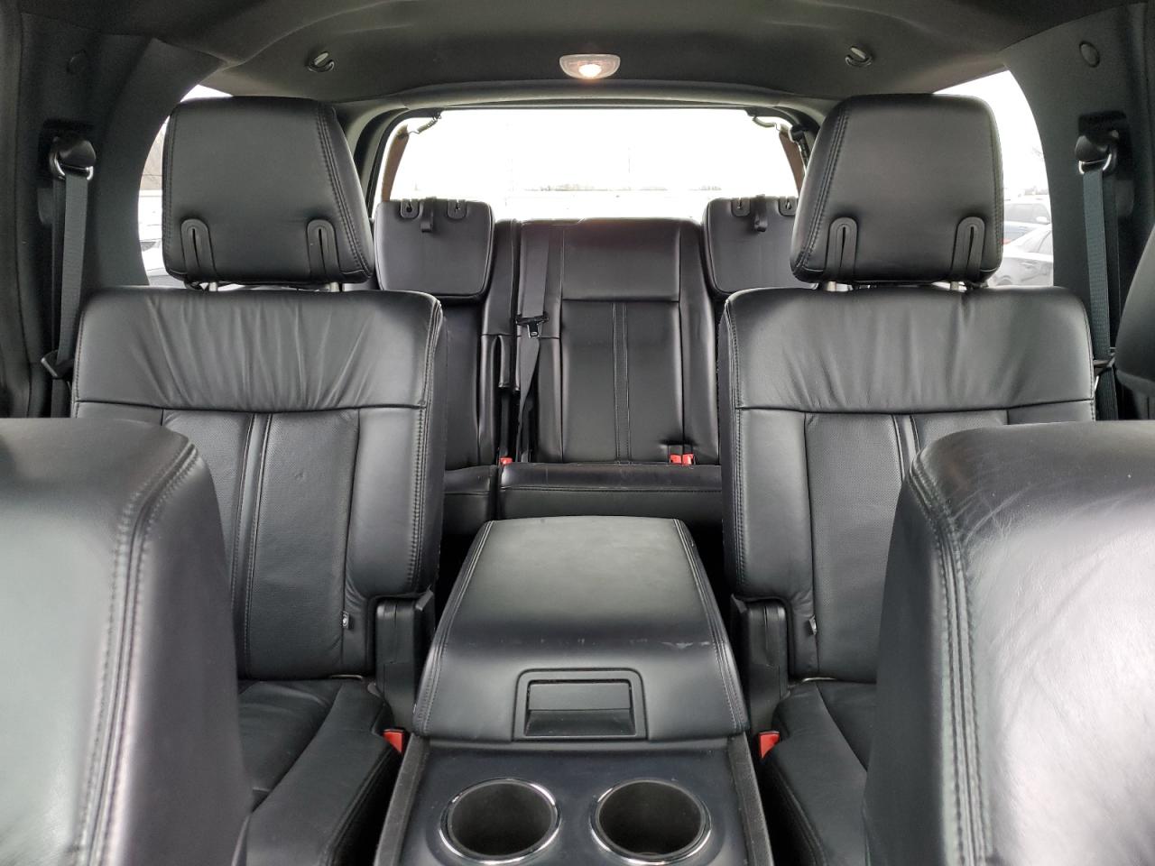2015 Lincoln Navigator - Image 10