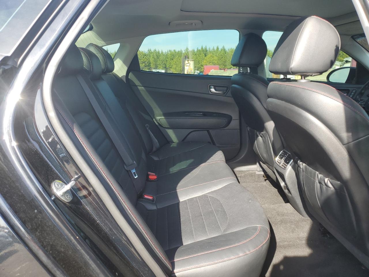 2020 Kia Optima - Image 10