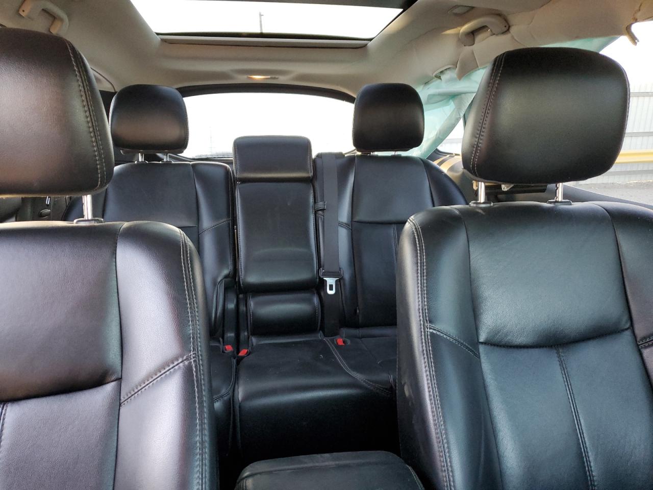 2015 Nissan Pathfinder - Image 10