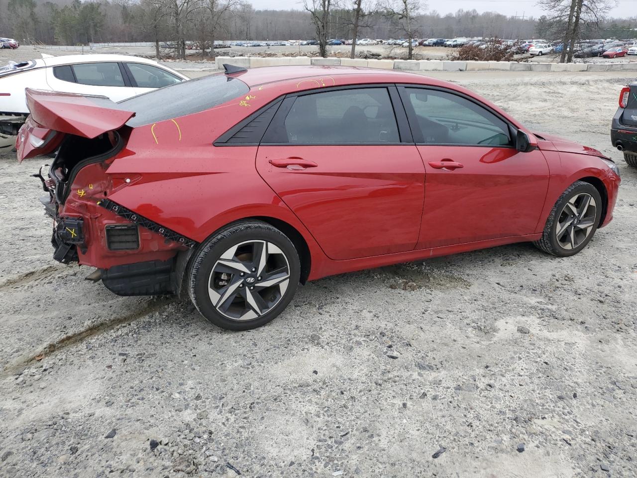 2023 Hyundai Elantra - Image 3
