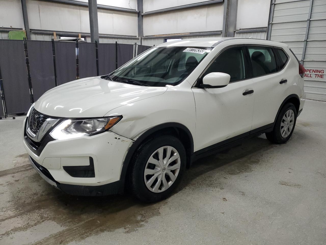 2018 Nissan Rogue - Image 1
