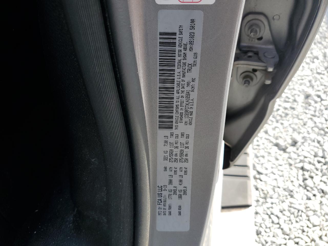 2020 RAM 1500 - Image 12