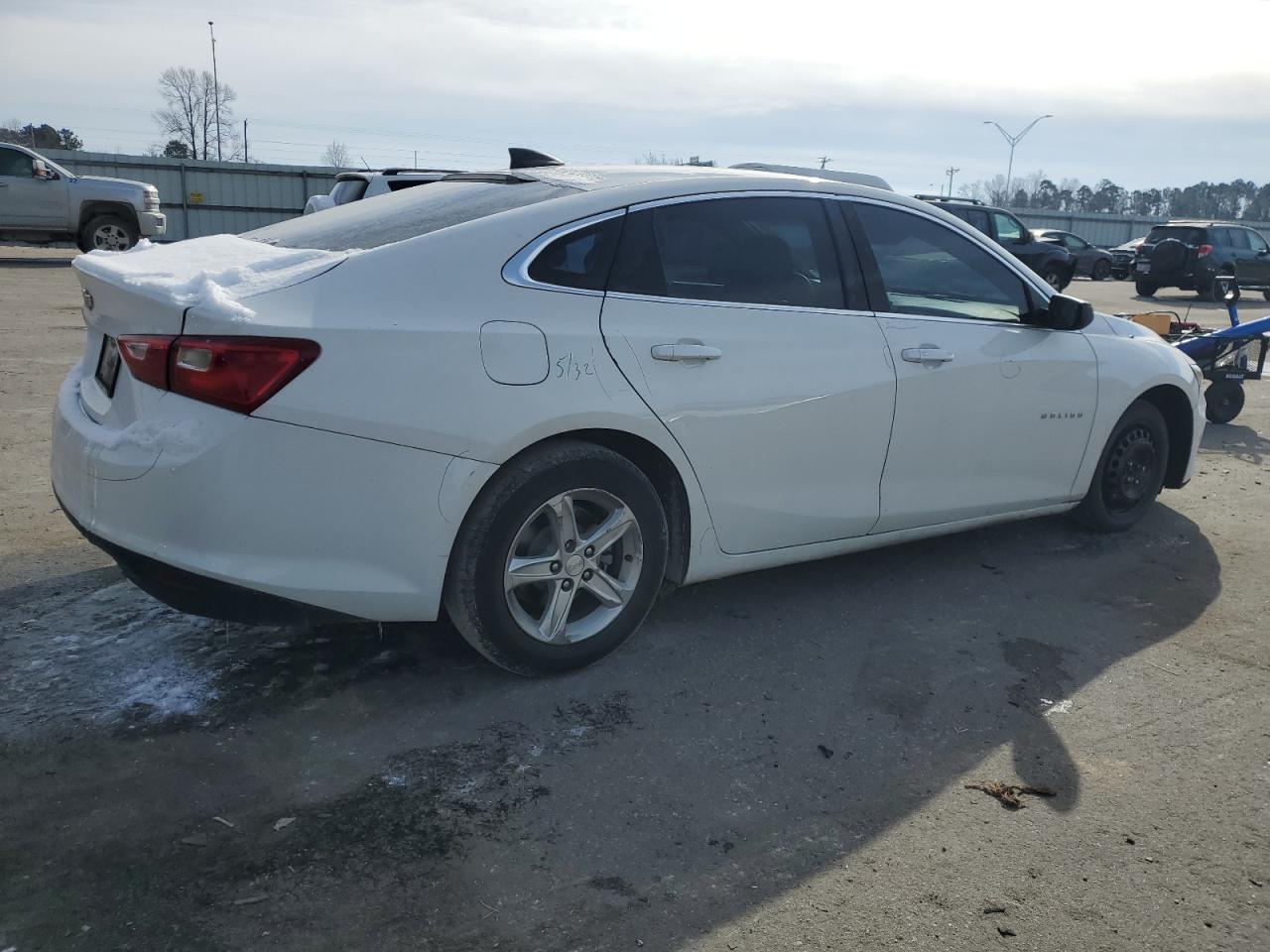 2019 Chevrolet Malibu - Image 3