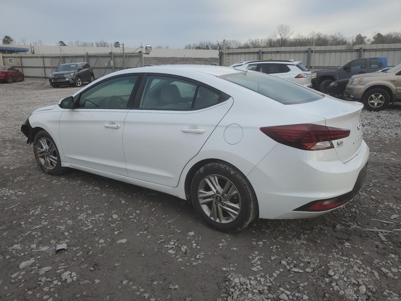2019 Hyundai Elantra - Image 2