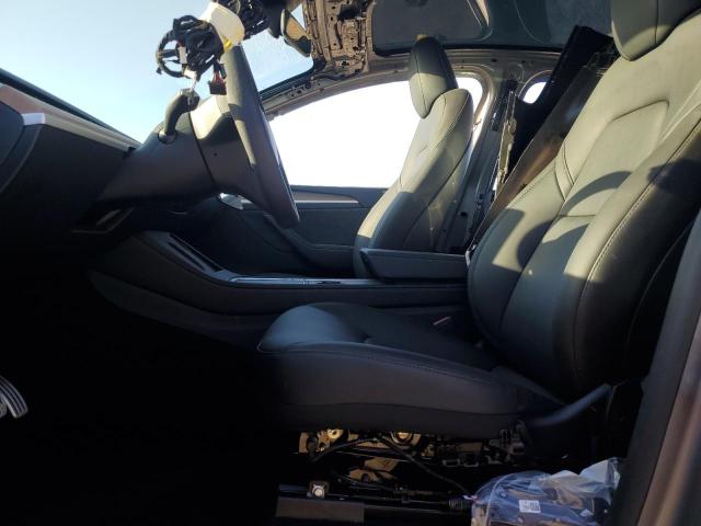  TESLA MODEL Y 2024 Srebrny