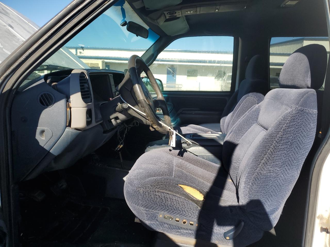 1995 Chevrolet Tahoe - Image 7
