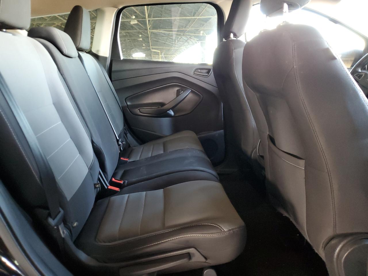 2019 Ford Escape - Image 10