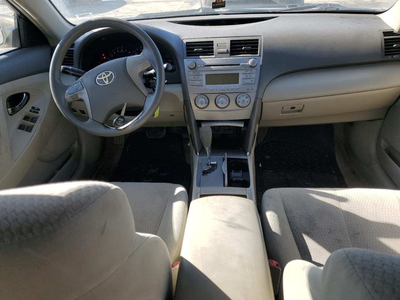 2011 Toyota Camry - Image 8
