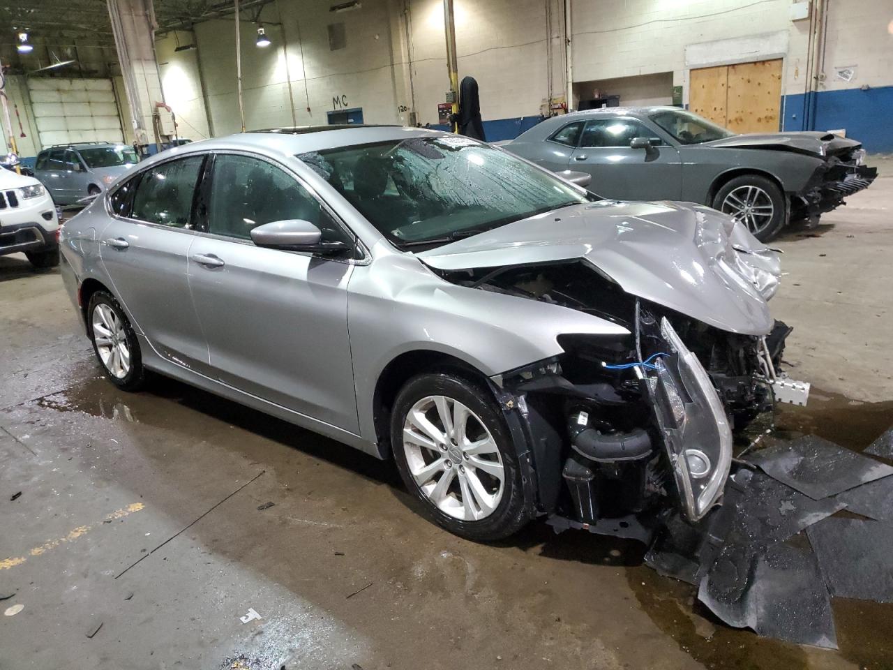 2015 Chrysler 200 - Image 4
