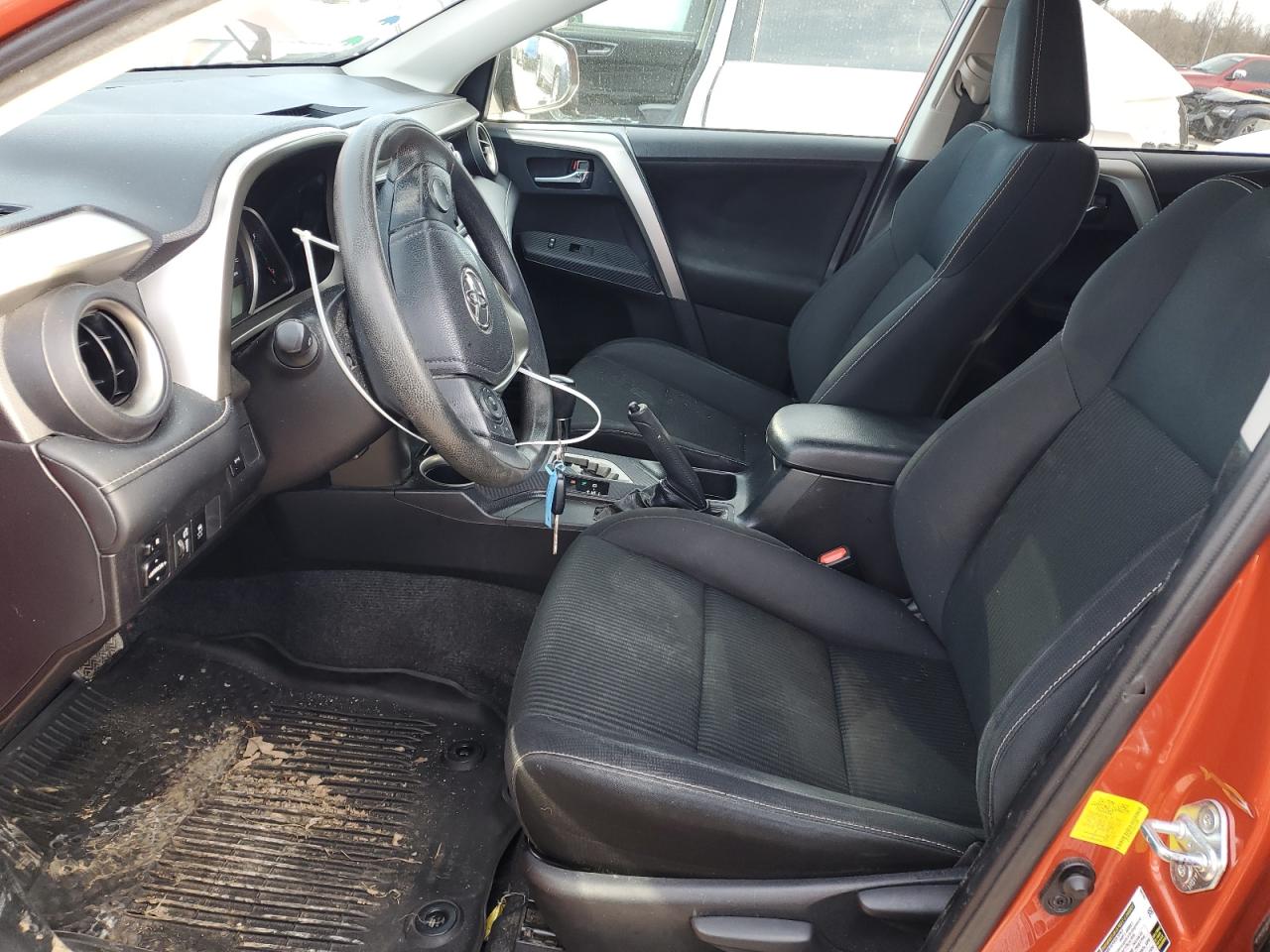 2015 Toyota RAV 4 - Image 7