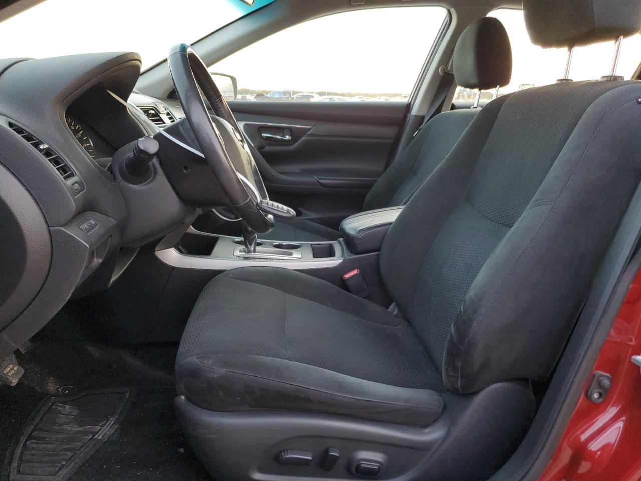 2015 Nissan Altima - Image 7