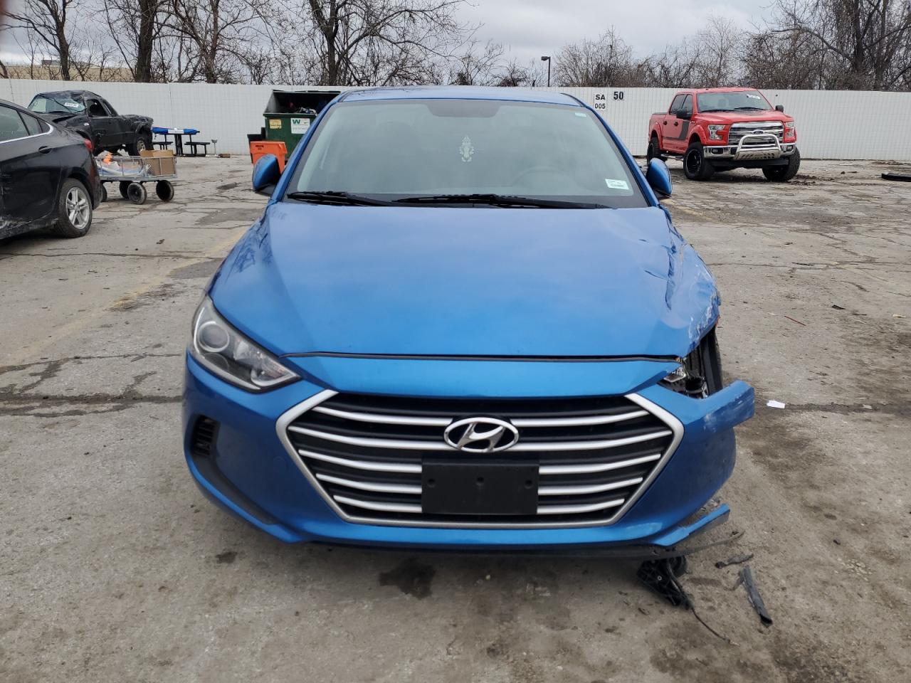 2017 Hyundai Elantra - Image 5