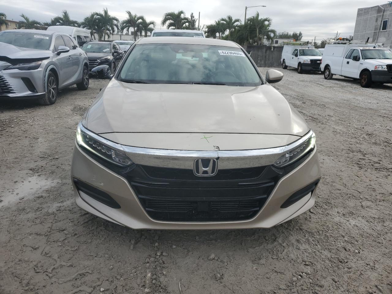 2020 Honda Accord - Image 5