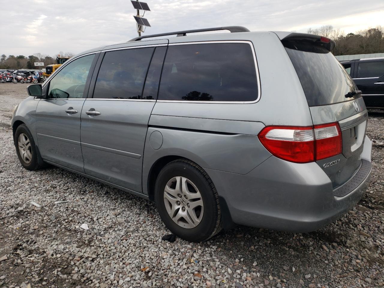 2007 Honda Odyssey - Image 2